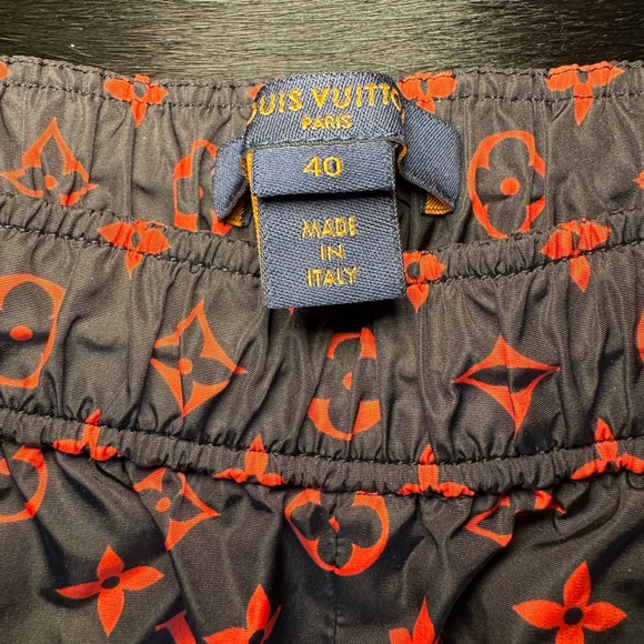 Louis Vuitton Black Pants with Red Monogram - Picture 7 of 15